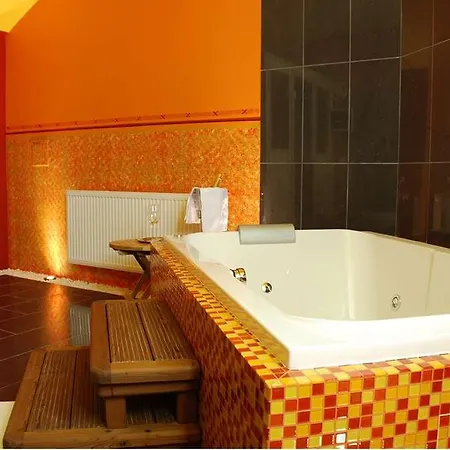 Hotel Ea Sonata 4*