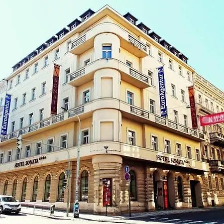 Hotel Ea Sonata 4*