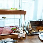 Hotel Ea Sonata 4*
