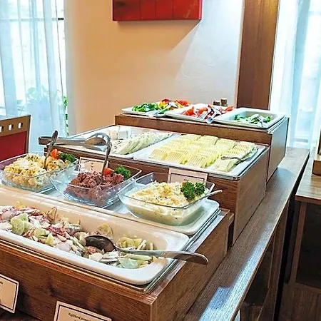 Ea Sonata Hotel 4*