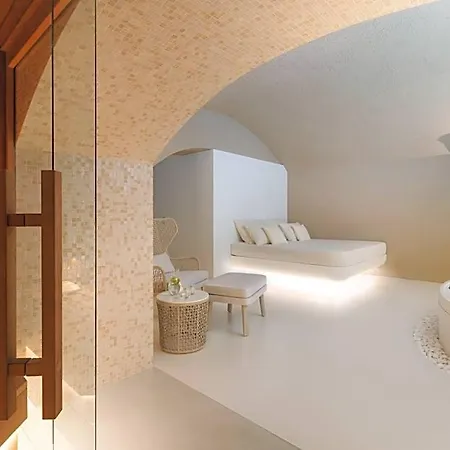 Ea Sonata Hotel 4*