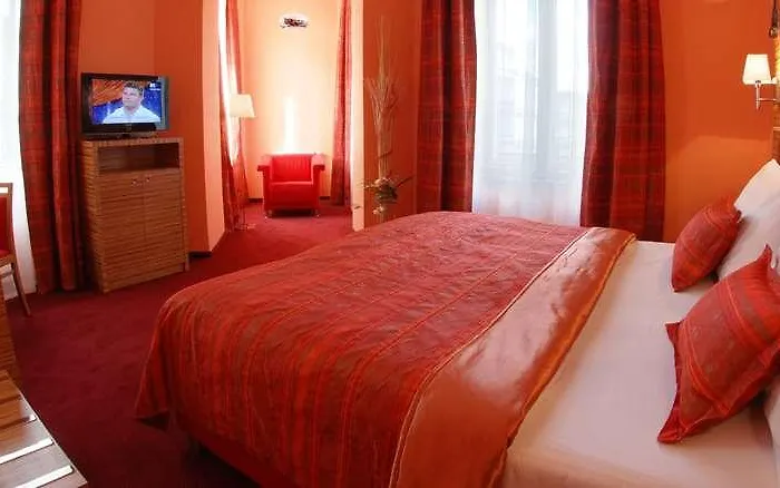 Hotell Ea Sonata 4*