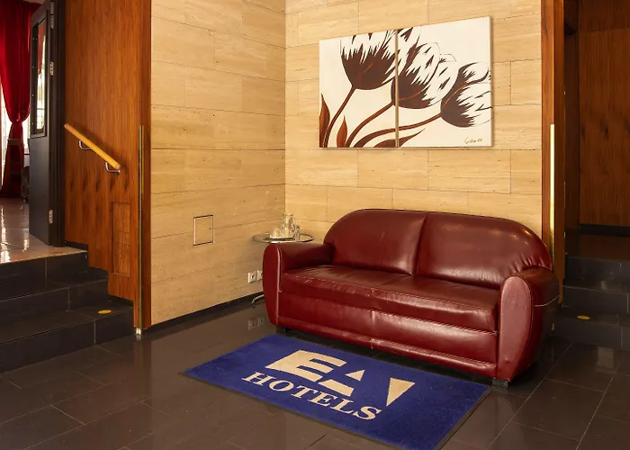 Ea Sonata Otel Prag