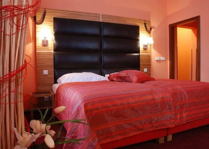 Ea Sonata Otel Prag