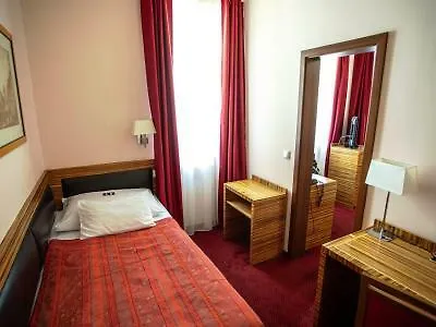Ea Sonata Hotel Praga